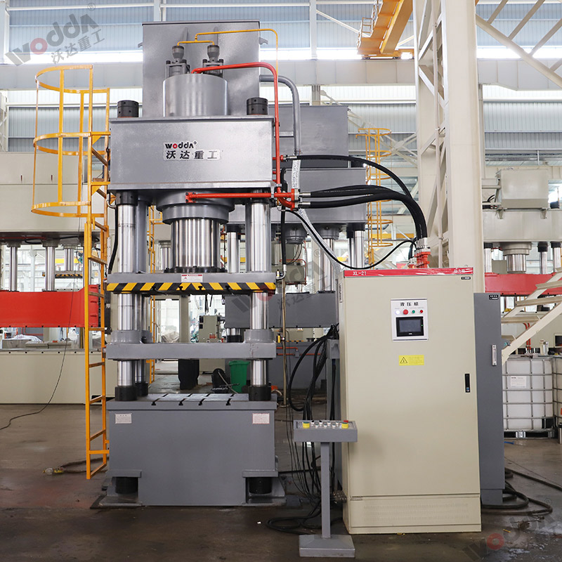 牛羊舔磚液壓機(jī)廠家-500噸四柱液壓機(jī)價格