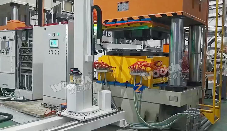 機(jī)械臂取出托盤(pán) 機(jī)械臂取出托盤(pán)